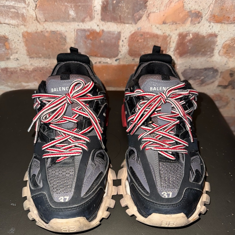 Balenciaga Black and Gray Sneakers with Red Laces